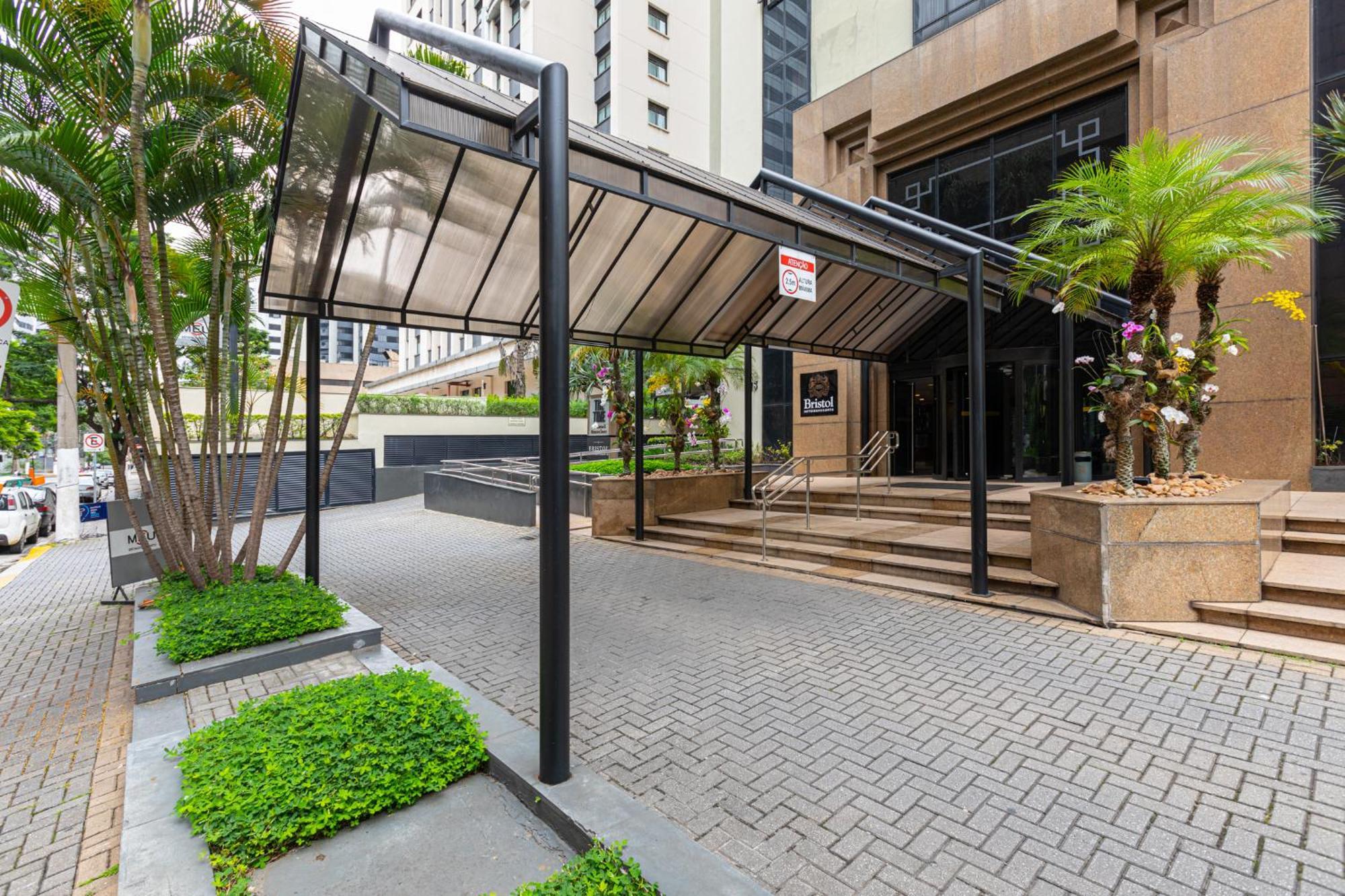Easy Star - Flat Gracioso Ao Lado Da Berrini - Pa01h *